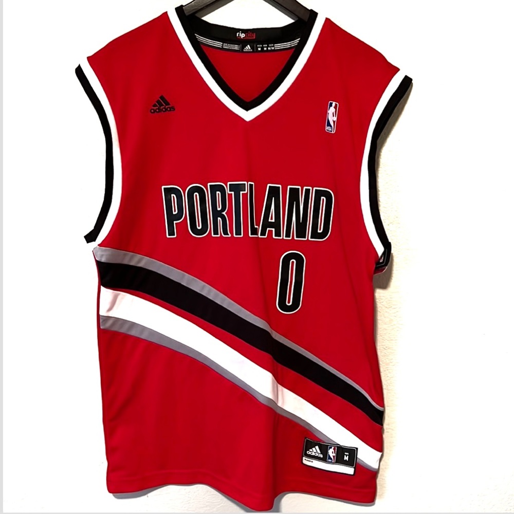 Damian Lillard jersey Portland Blazers